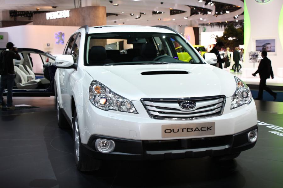  Subaru Outback 2010 года  (фото 9 из 79)